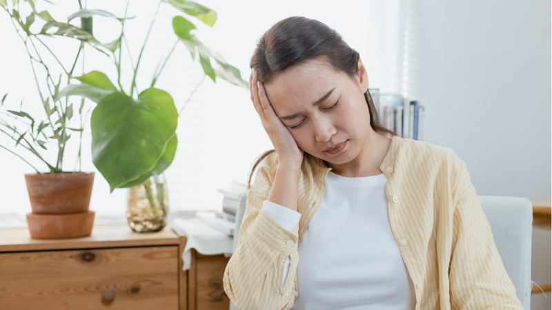 Chóng mặt, mờ mắt, da tái và tim đập nhanh là dấu hiệu cảnh báo tụt huyết áp