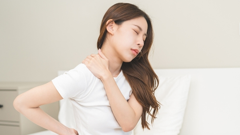 Tránh các hoạt động gây căng cơ cổ vai gáy